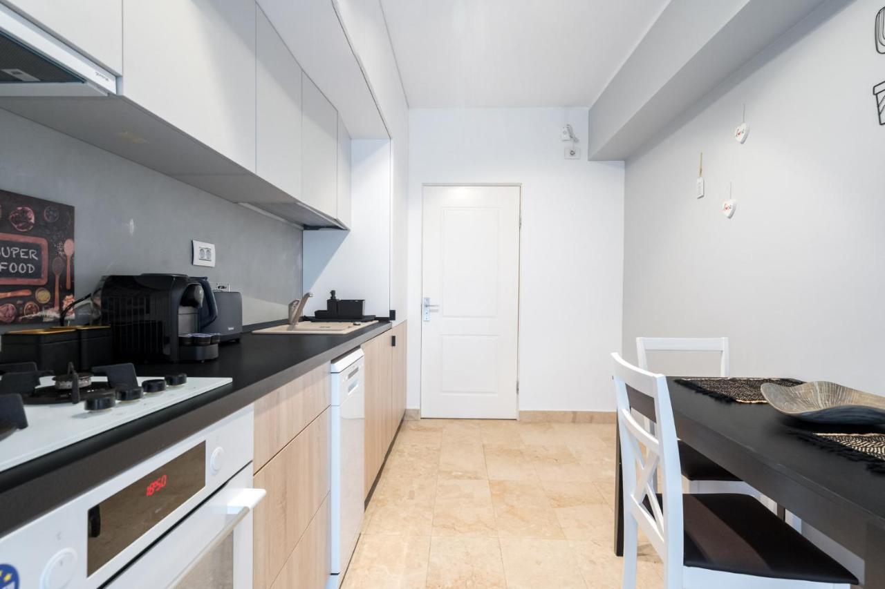 Happy Bubble I Timpuri Noi 1Br Apt 4 Ppl ブカレスト エクステリア 写真